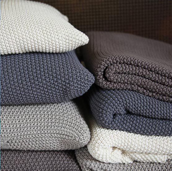 a cover crochet pillow pattern and ideas from Scandinavian accessories Style gifts, Hygge