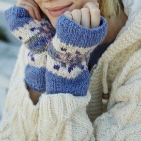 knitted hand warmers