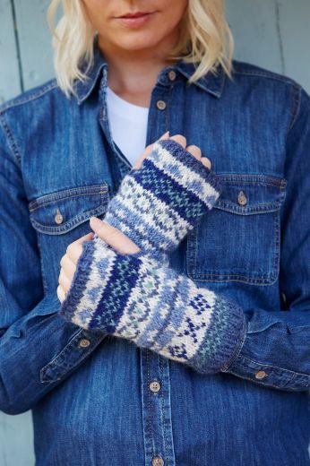 pachamama-finisterre-handwarmers-denim-6060599-600