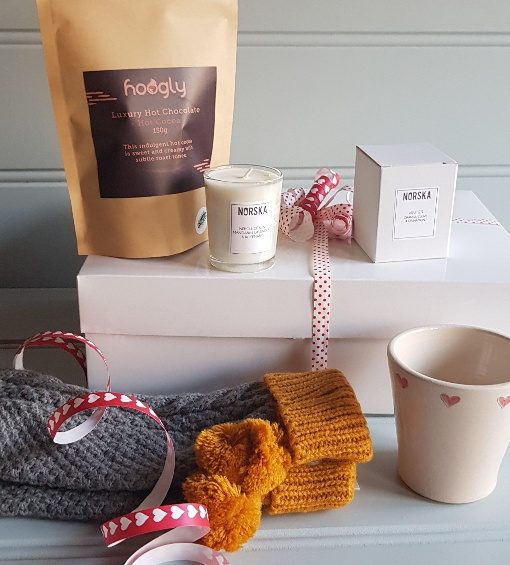 "Cosy night in" hygge gift box - Scandinavian boutique - hyggestyle.co.uk