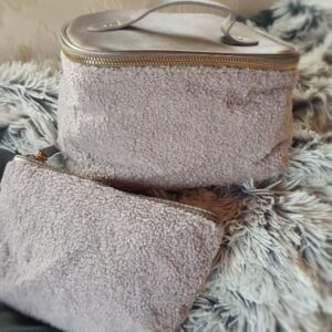Faux shearling grey make-up and travel bag set