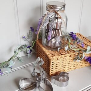 Glass jar with 6 Easter cookie cutters by Gisela Graham