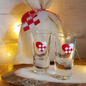 Scandinavian Christmas braided heart julehjerter shot/snaps/schnapps - gift set of 2 glasses