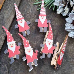 Set of 6 gnome/nisse/gonk/tomte pegs