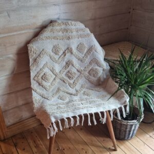 Bianca natural diamonds tufted Scandi rug