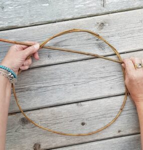 how-to-make-a-foraged-willow-wreath-2-285x300 DIY large foraged rustic silver birch hearts wreath