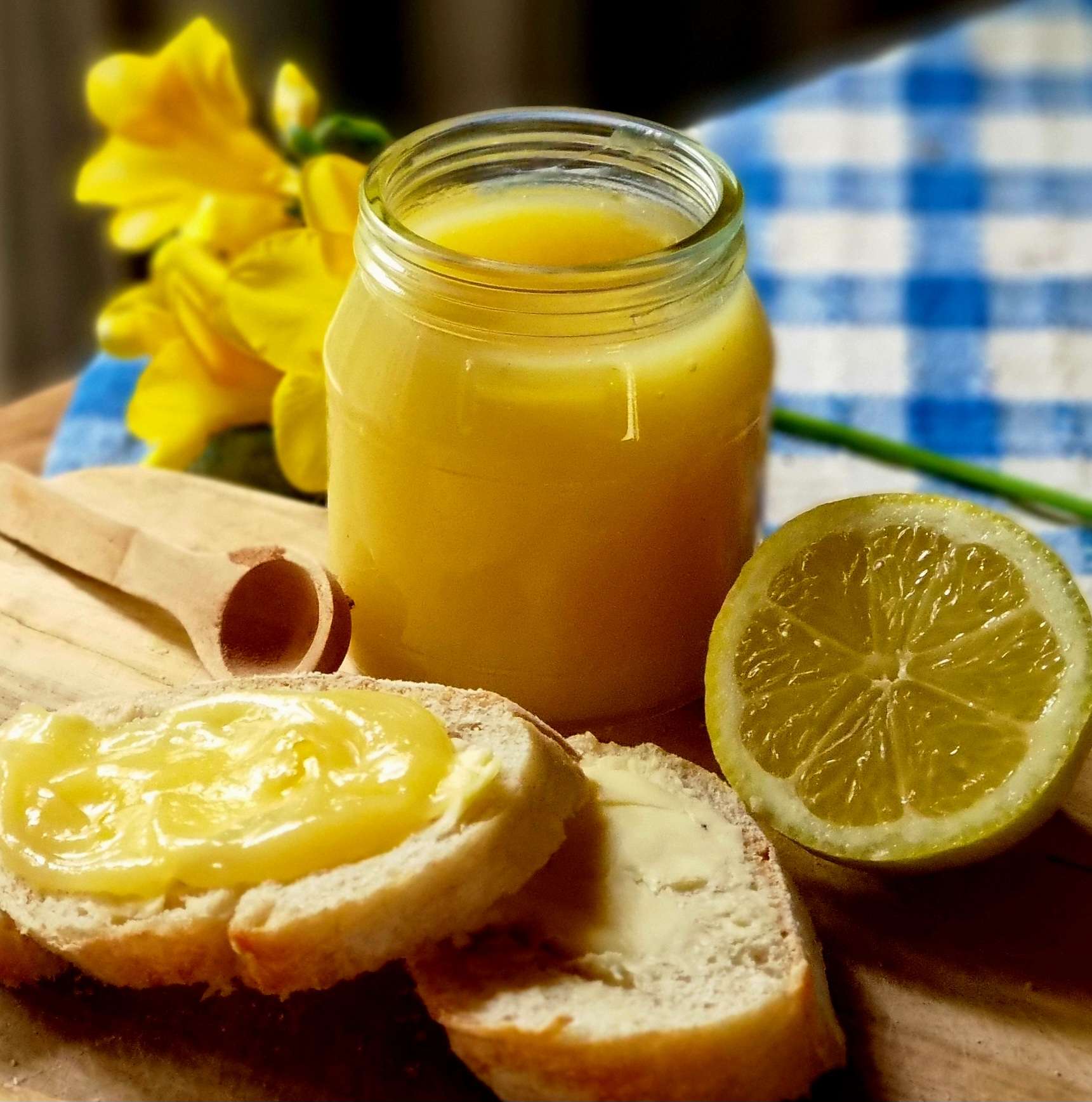 Bex’s easy-peasy lemon squeezy lemon and elderflower cordial curd