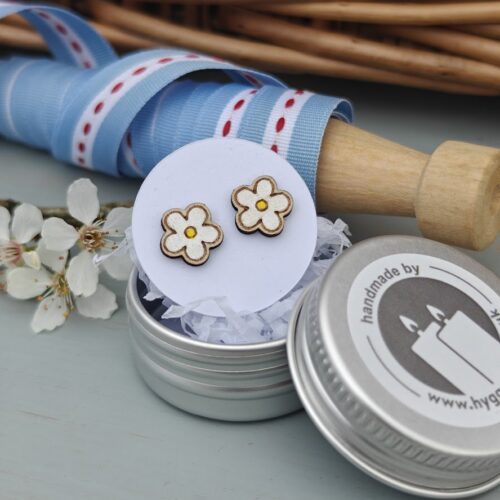 scandi-nordic-handpainted-birch-statement-earrings-folk-art-simple-daisies-500x500 Wholesale wooden jewellery
