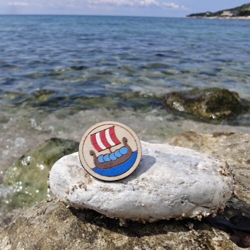 hyggstyle-blue-white-red-nautical-viking-longship-wooden-brooch-pin-500x500 Wholesale wooden jewellery
