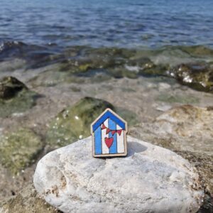 Handmade Hyggestyle wooden blue, white and red beach hut brooch pin with gift tin