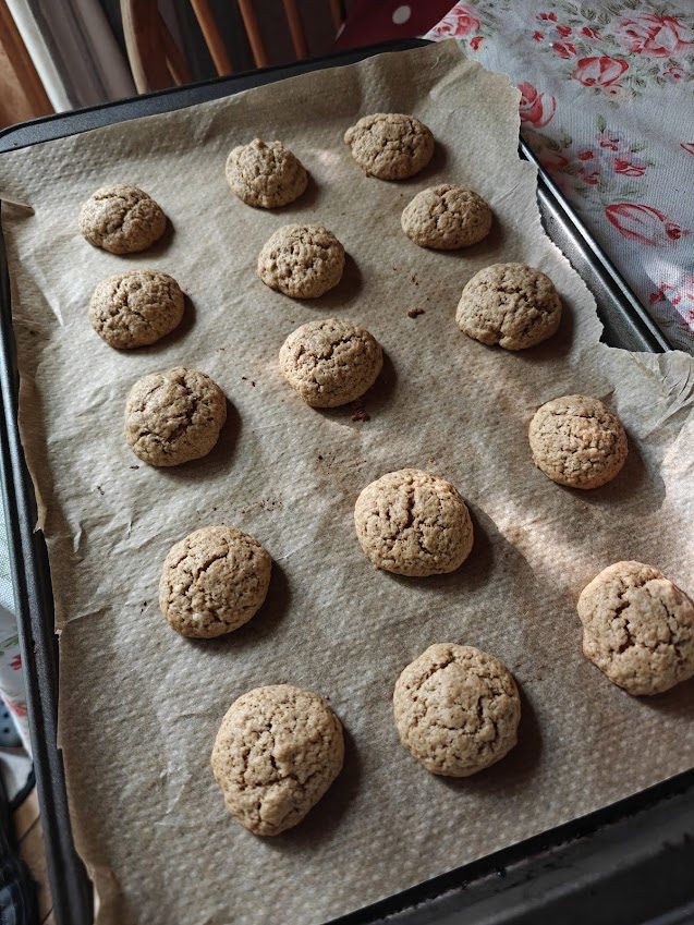 easy-be-ro-coffee-mocha-kisses-recipe-3 Easy mocha kisses recipe; the perfect picnic biscuit!