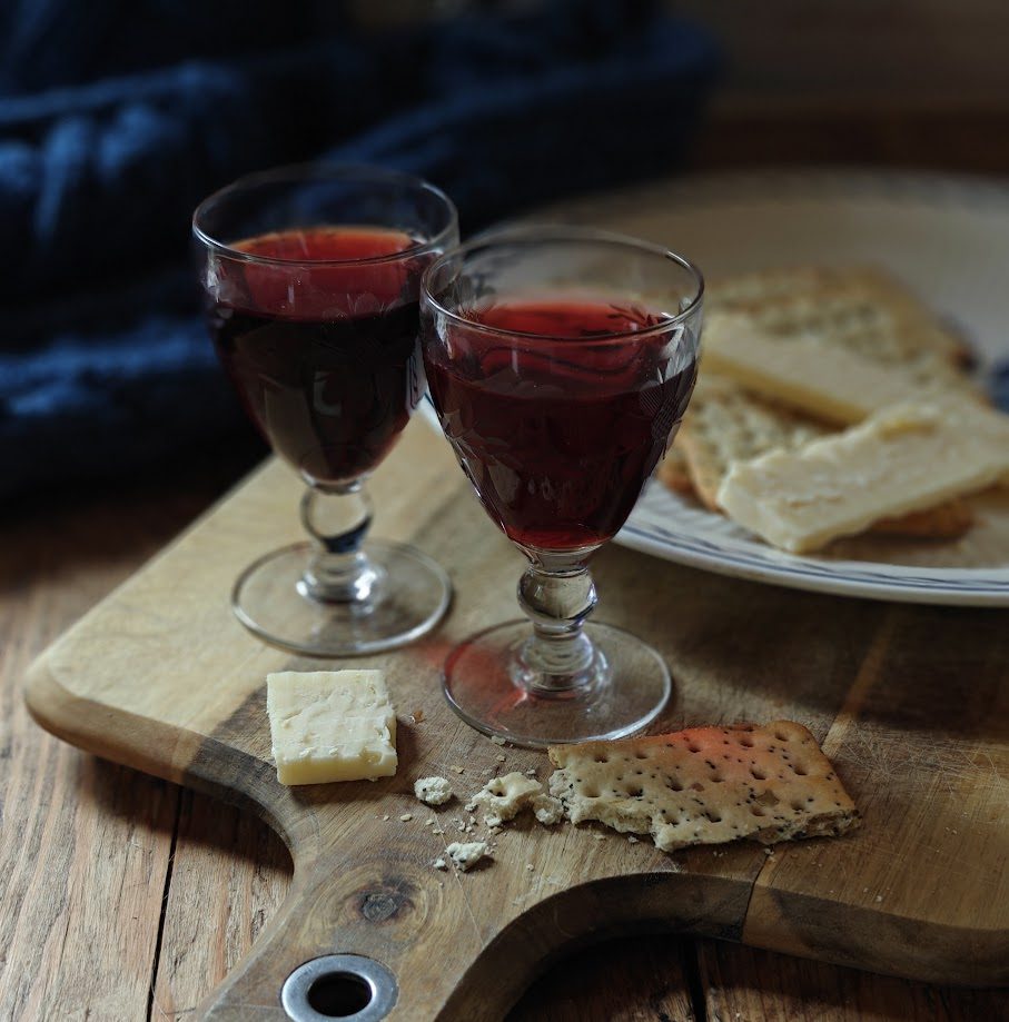 how-to-make-spiced-damson-vodka-liqueur-2 Home New