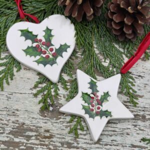 Set of 2 ceramic traditional holly berries white star and heart Christmas ornaments by Gisela Graham