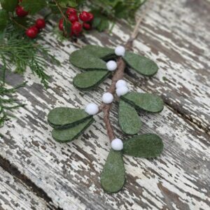 Felt mistletoe and berries hanging decoration