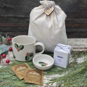 cosy-winter-hygge-hamper-gift-set-holly-1-300x300 Home New