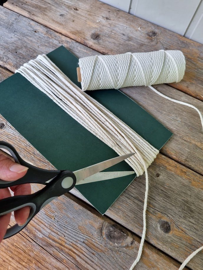 string-gnomes-diy-1 How to make your own neutral Nordic gnomes