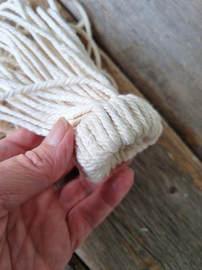 string-gnomes-diy-14 How to make your own neutral Nordic gnomes