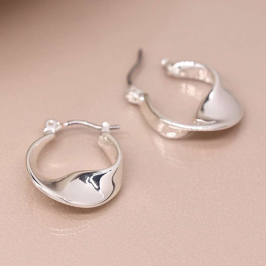 peace of mind scandi twisted hoop earrings 1 03869