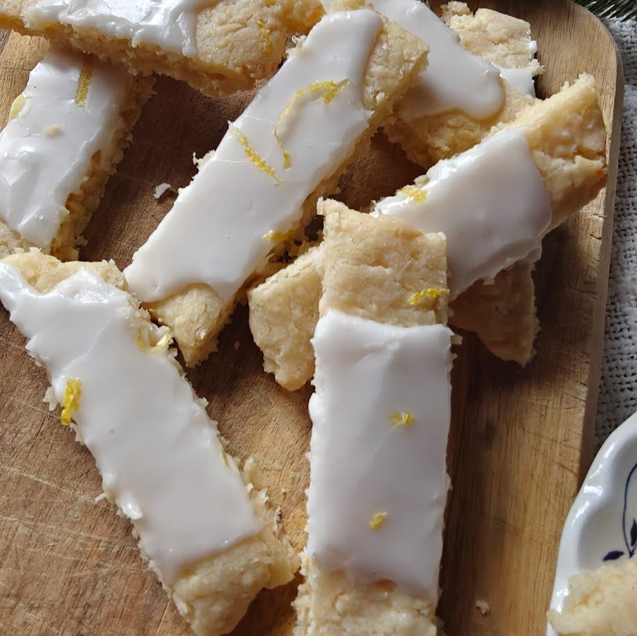 Fedtebrod-Danish-lemon-and-coconut-biscuits-recipe-1 Fedtebrød Danish lemon and coconut biscuits