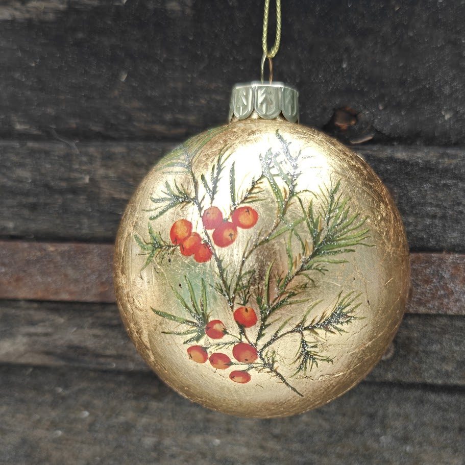 01419 gisela graham fir and berries bauble